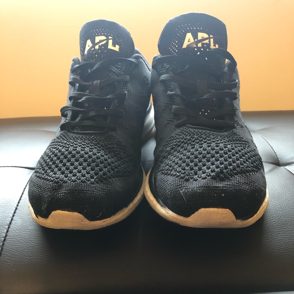 Men’s APL Shoes Sz 13